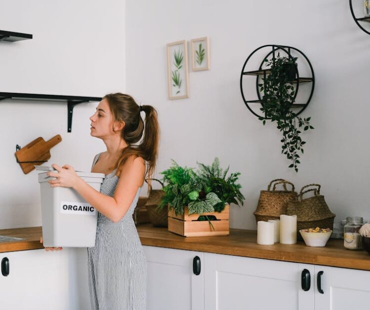 Kosze wysuwane pod zlewem: segregacja 2-4 frakcji, dobór i montaż krok po kroku